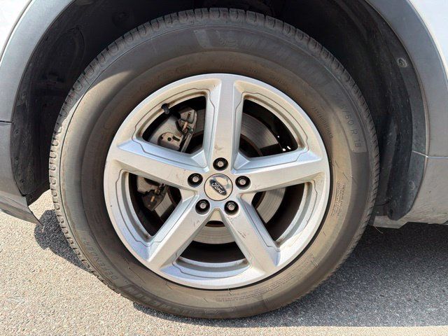 Used 2016 Ford Explorer XLT AWD/4WD image 20