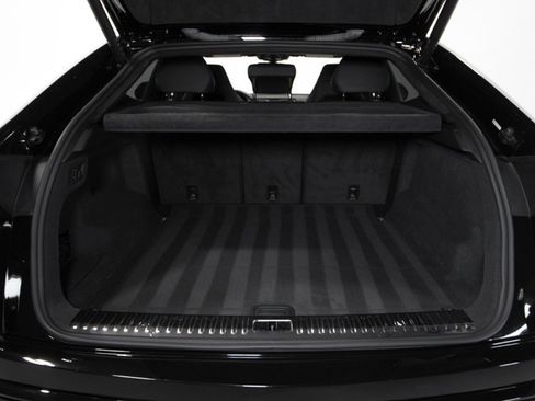 Used 2022 Lamborghini Urus image 63