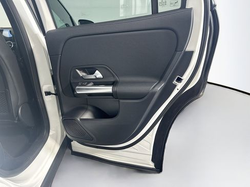 Used 2025 Mercedes-Benz GLA 250 image 31