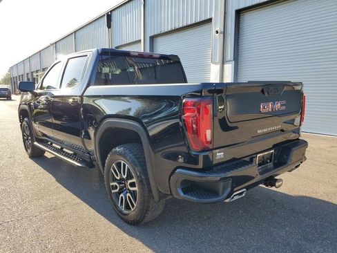 Used 2023 GMC Sierra 1500 AT4 w/ Technology Package image 3