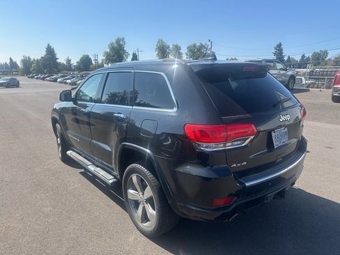 Used 2015 Jeep Grand Cherokee Overland w/ Advanced Technology Group image 2