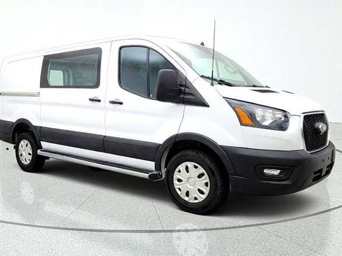 Used 2025 Ford Transit 250 Low Roof w/ Exterior Upgrade Package RWD image 3