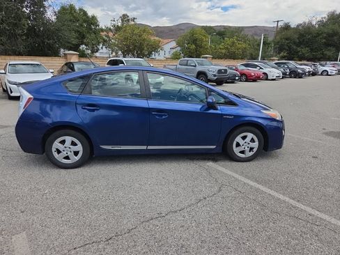 Used 2011 Toyota Prius Two FWD image 6