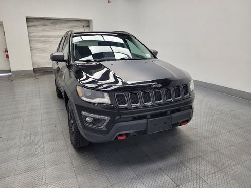 Used 2019 Jeep Compass Trailhawk w/ Leather Interior Group AWD/4WD image 14