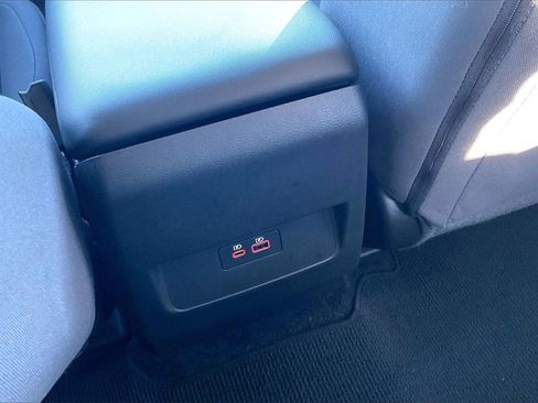 Used 2024 Nissan Frontier S image 33