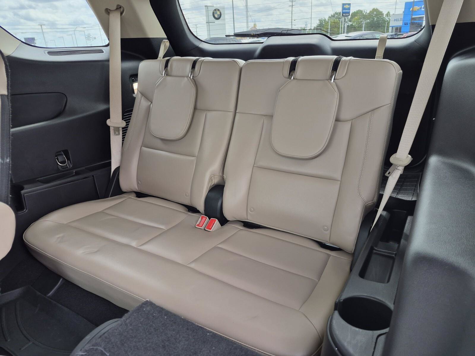 Used 2022 Ford Explorer XLT w/ Equipment Group 202A RWD image 20