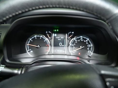 Used 2021 Toyota 4Runner TRD Off-Road Premium image 38