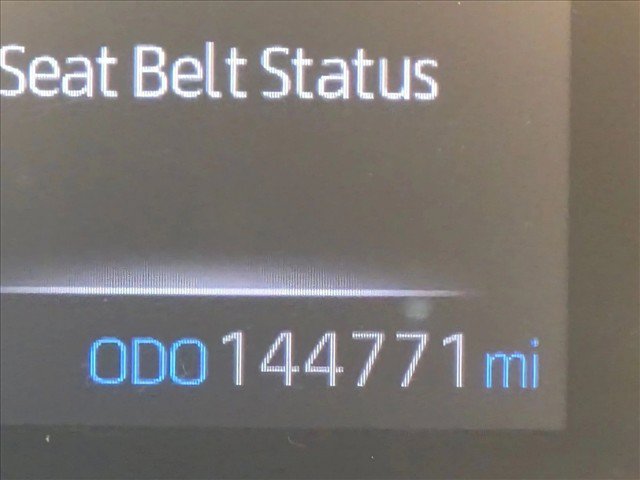 Used 2021 Toyota Highlander LE FWD image 10