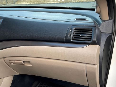 Used 2017 Honda Pilot EX image 19