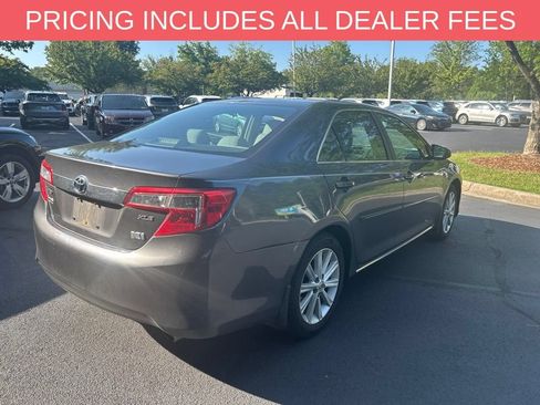 Used 2013 Toyota Camry XLE FWD image 7