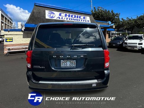 Used 2018 Dodge Grand Caravan SE FWD image 7