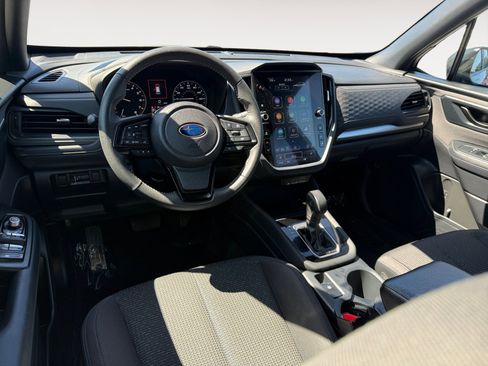 Used 2025 Subaru Forester Premium image 15