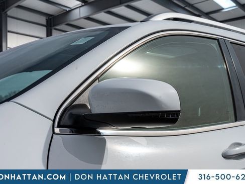 Used 2016 Jeep Cherokee Overland w/ Technology Group image 26