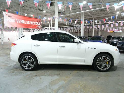 Used 2017 Maserati Levante S image 12
