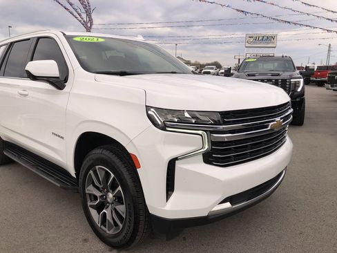 Used 2021 Chevrolet Tahoe LT w/ Rear Media and Nav Package image 7