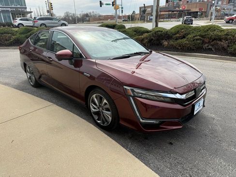 Certified 2021 Honda Clarity Plug-In Hybrid image 3