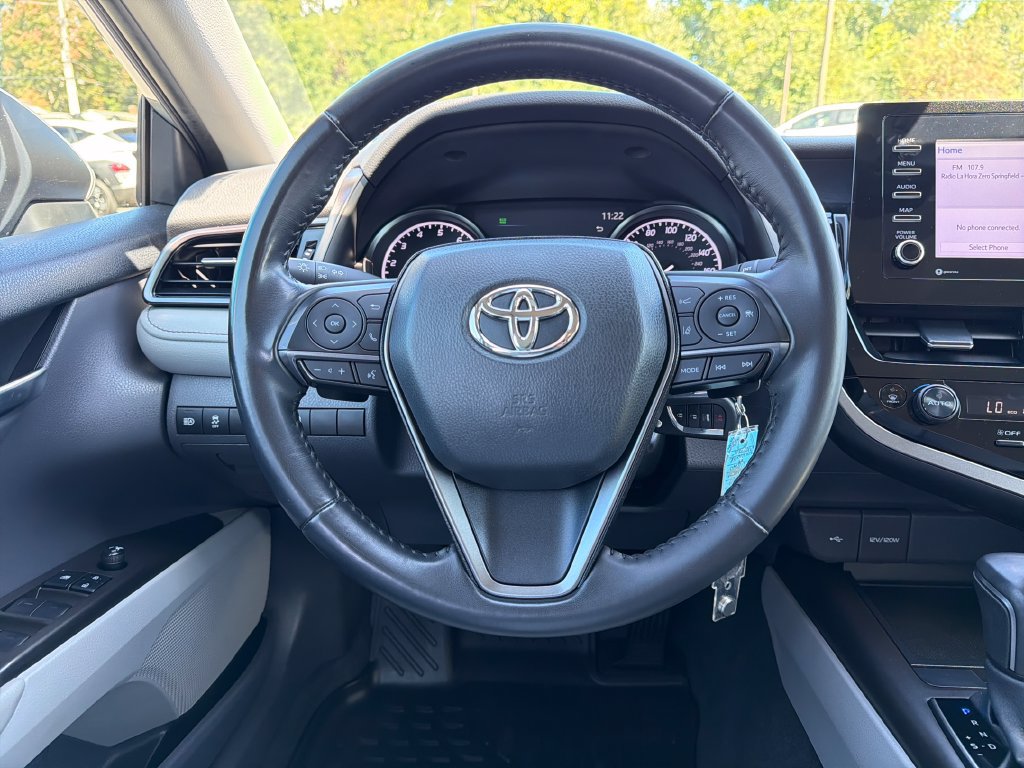 Used 2023 Toyota Camry SE AWD/4WD image 15