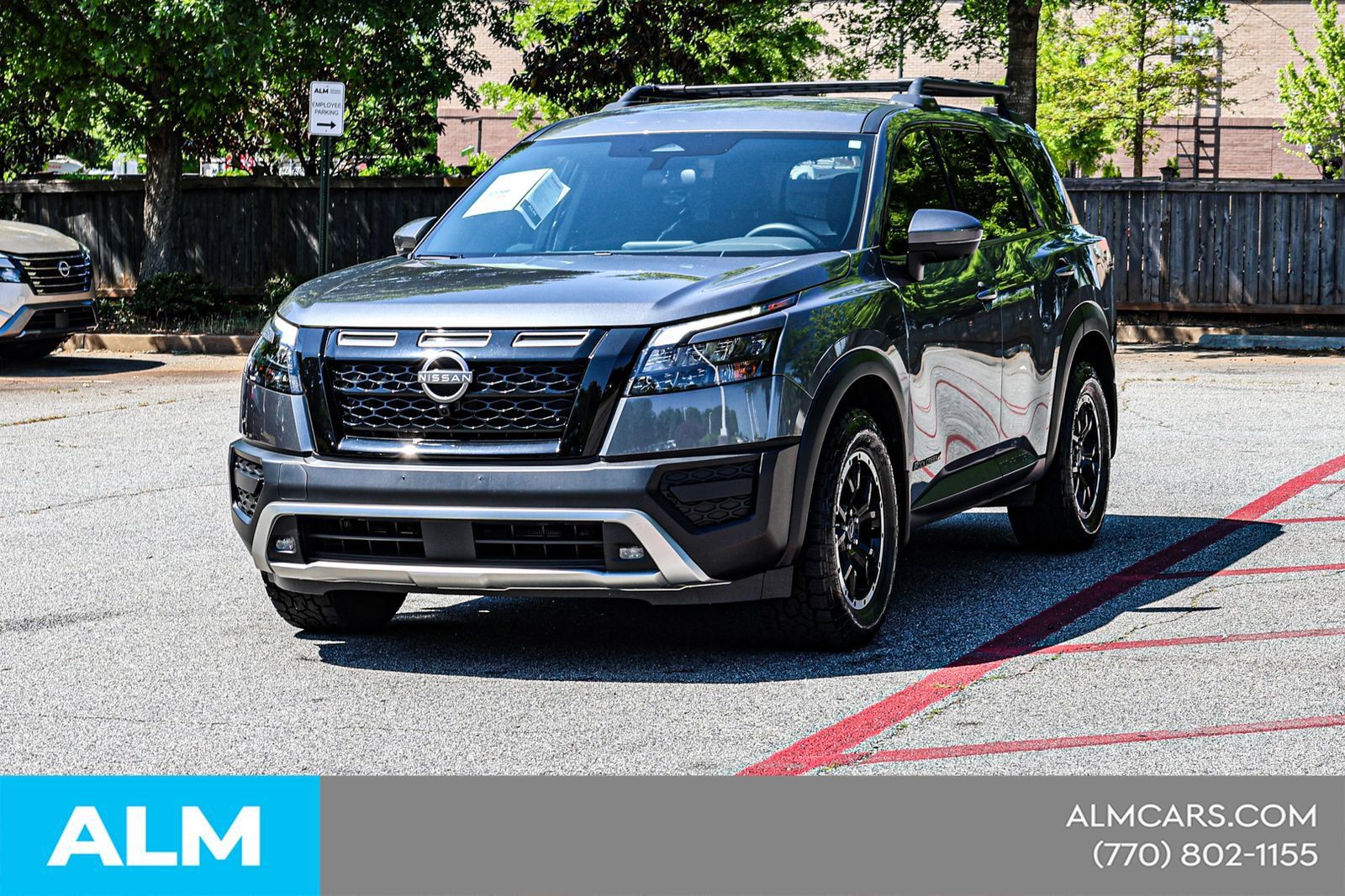 Used 2025 Nissan Pathfinder Rock Creek AWD/4WD image 3