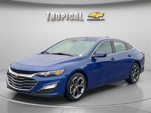 Used 2023 Chevrolet Malibu LT image 1