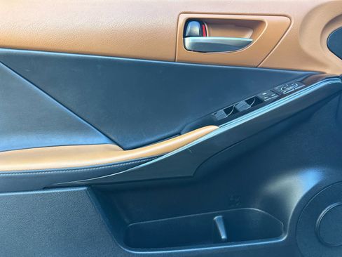 Used 2021 Lexus IS 300 w/ Accessory Package 2 image 11