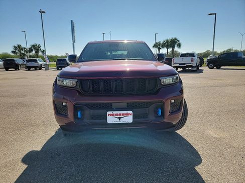 New 2025 Jeep Grand Cherokee Limited 4xe AWD/4WD image 2