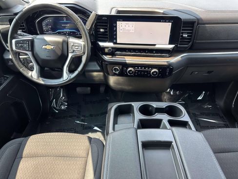 Certified 2024 Chevrolet Silverado 1500 LT AWD/4WD image 9