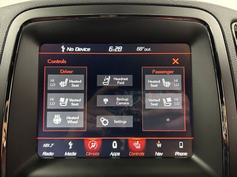 Used 2019 Dodge Durango SRT w/ Technology Group AWD/4WD image 8