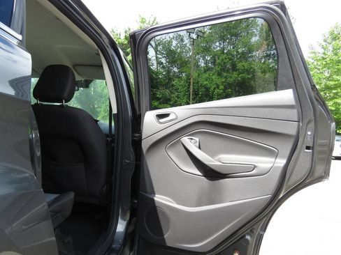 Used 2018 Ford Escape SE AWD/4WD image 15