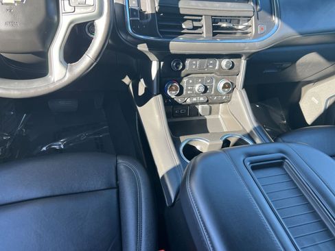 Used 2022 Chevrolet Tahoe LT w/ Luxury Package image 22