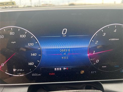 Used 2025 Mercedes-Benz GLB 250 image 7