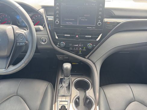 Used 2024 Toyota Camry XSE image 11