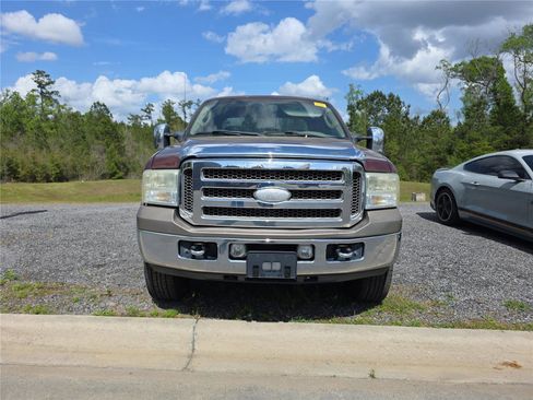Used 2007 Ford F250 Lariat image 3