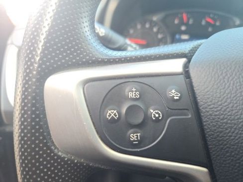 Used 2022 GMC Terrain SLE w/ Driver Convenience Package image 19