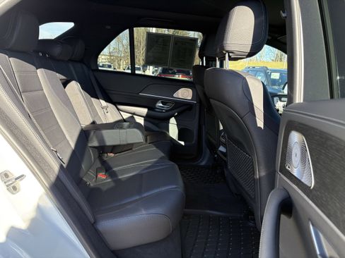 Used 2024 Mercedes-Benz GLE 350 4MATIC image 40