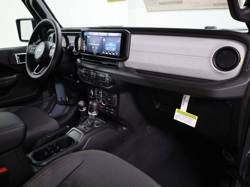 New 2026 Jeep Gladiator Willys image 19