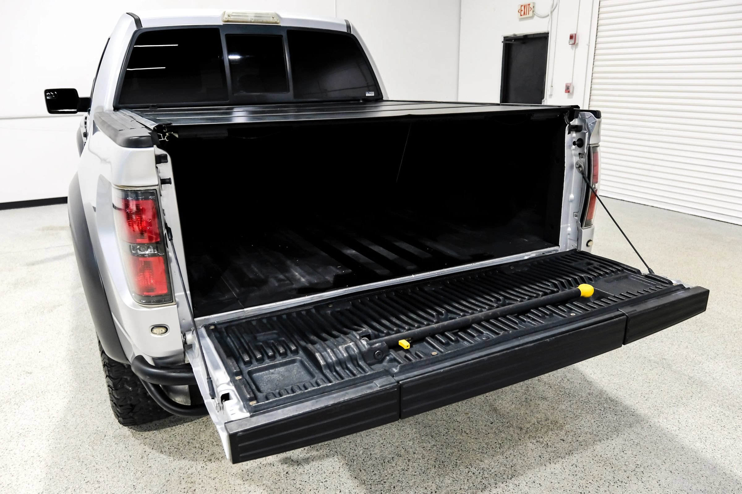 Used 2014 Ford F150 Raptor w/ Equipment Group 801A Luxury AWD/4WD image 60