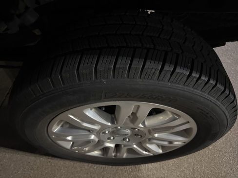 Used 2014 Ford F150 Platinum image 14