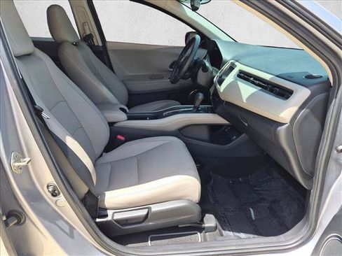 Used 2019 Honda HR-V EX-L image 19