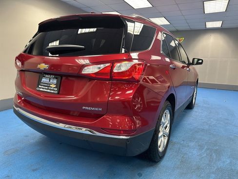 Used 2019 Chevrolet Equinox Premier w/ LPO, Floor Liner Package image 2