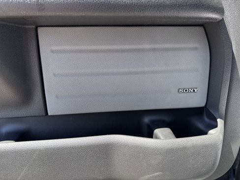 Used 2014 Ford F150 FX4 w/ Equipment Group 402A Luxury AWD/4WD image 12