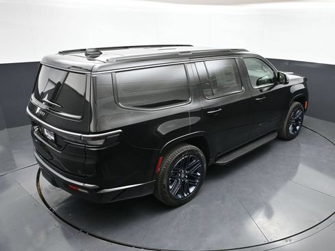 New 2026 Jeep Grand Wagoneer 4WD image 53