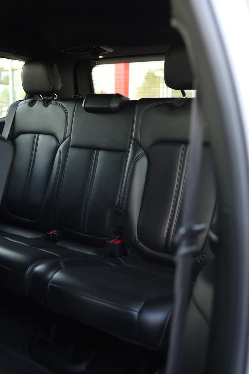 Used 2022 Jeep Wagoneer Series I w/ Convenience Group I AWD/4WD image 38