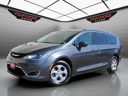 Used 2017 Chrysler Pacifica Touring-L Plus