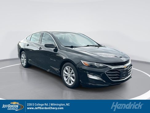 Used 2022 Chevrolet Malibu LT image 1