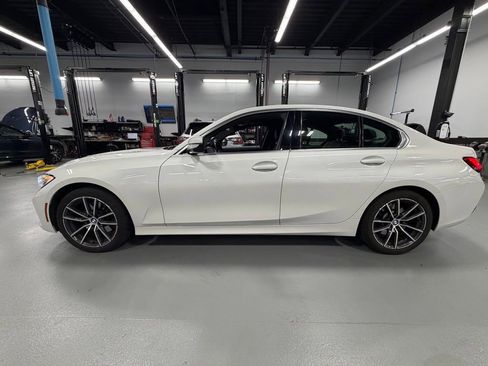 Used 2021 BMW 330i xDrive Sedan w/ Convenience Package AWD/4WD image 3