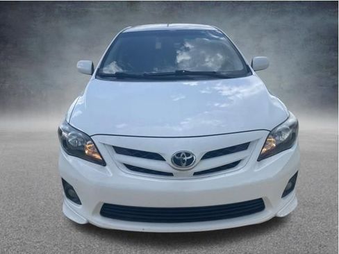 Used 2013 Toyota Corolla S FWD image 9