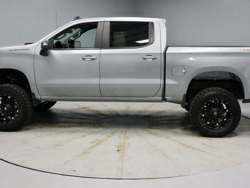 Used 2025 Chevrolet Silverado 1500 LT AWD/4WD image 10