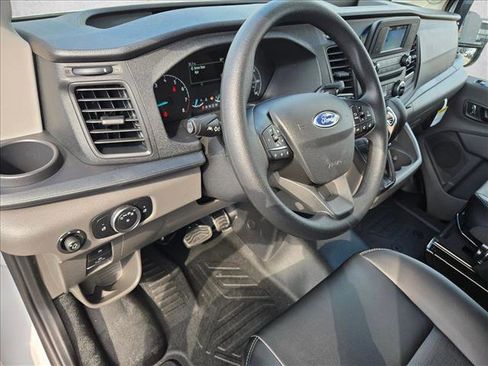 New 2025 Ford Transit 250 148 Medium Roof w/ Load Area Protection Package image 3