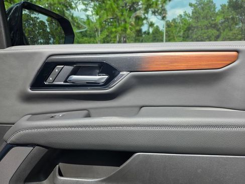 New 2026 GMC Yukon Denali w/ Advanced Technology Package RWD image 32