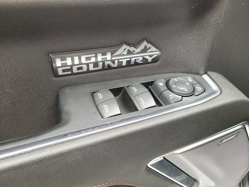 Used 2023 Chevrolet Silverado 1500 High Country w/ Technology Package image 20